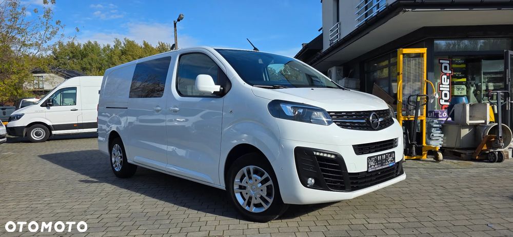 Opel Vivaro L3H1 2.0 177KM AUTOMAT 8-biegów - 4