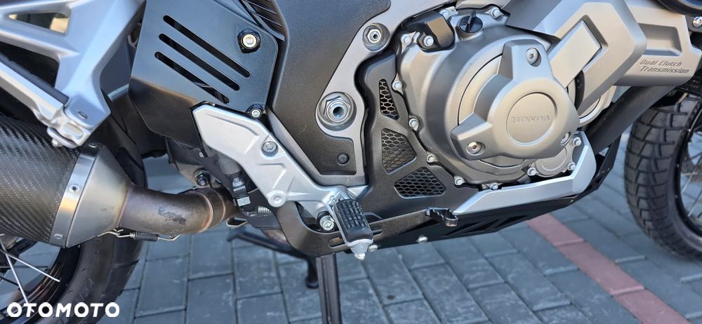 Honda VFR - 17