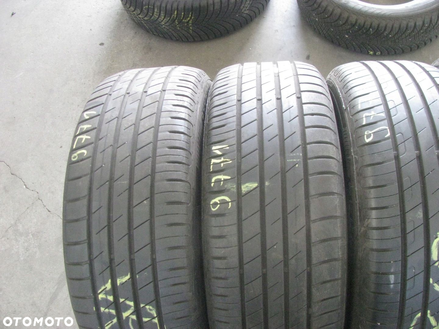 Opona letnia Goodyear EfficientGrip Performance 215/55R17 94 V - 3