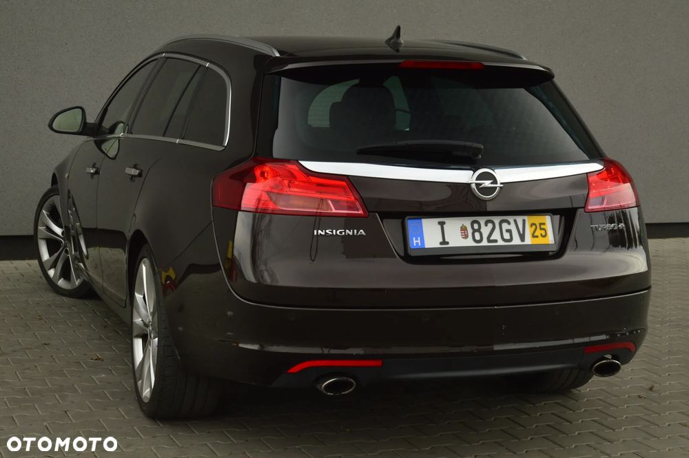 Opel Insignia 2.0 Turbo 4x4 Automatik Design Edition - 16
