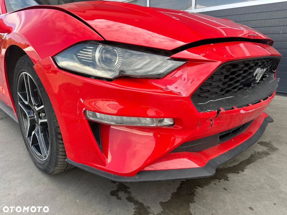 Ford Mustang - 13