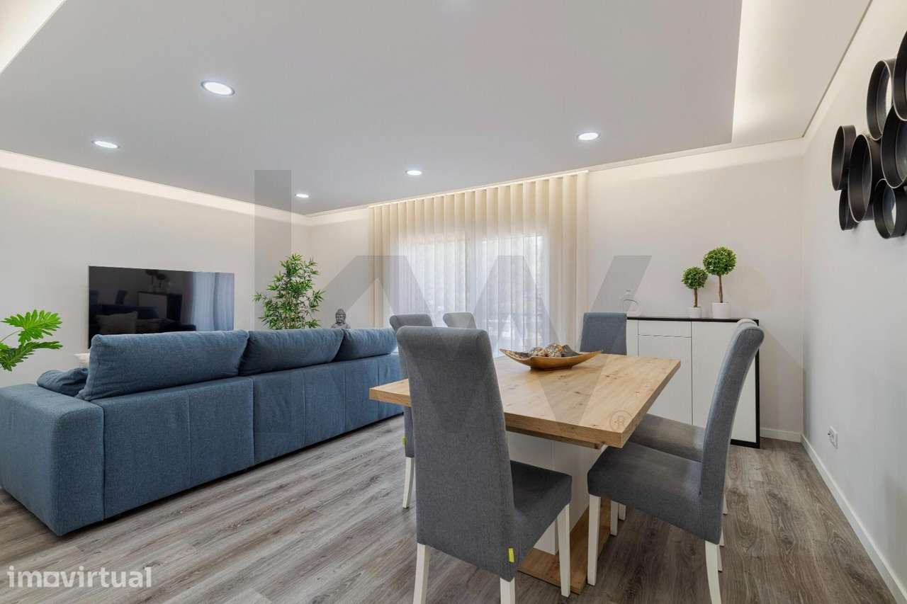 Apartamento T3 Seminovo em Fernão Ferro com elevador - Grande imagem: 4/25