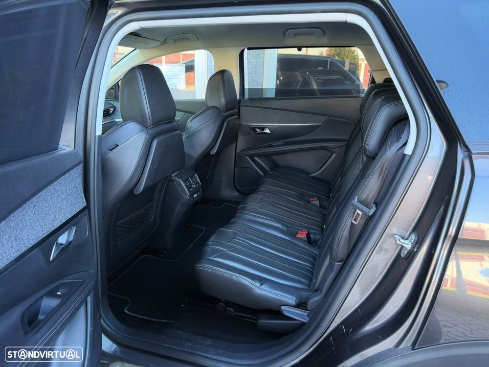 Peugeot 5008 1.5 BlueHDi Allure Pack EAT8 - 21