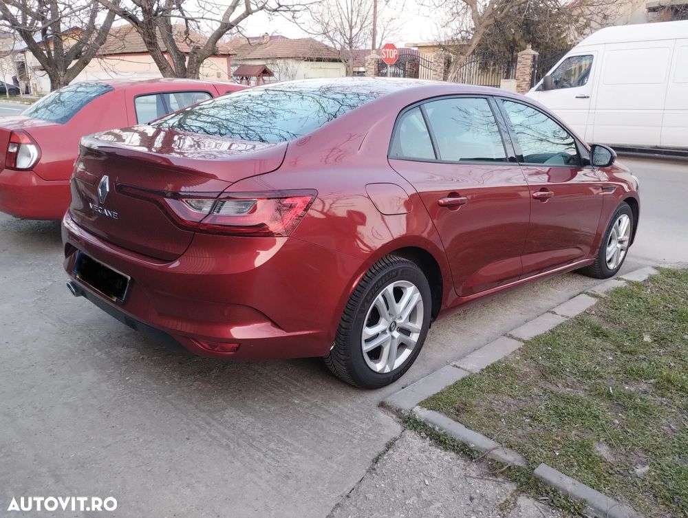 Renault Megane TCe 140 GPF Zen - 4