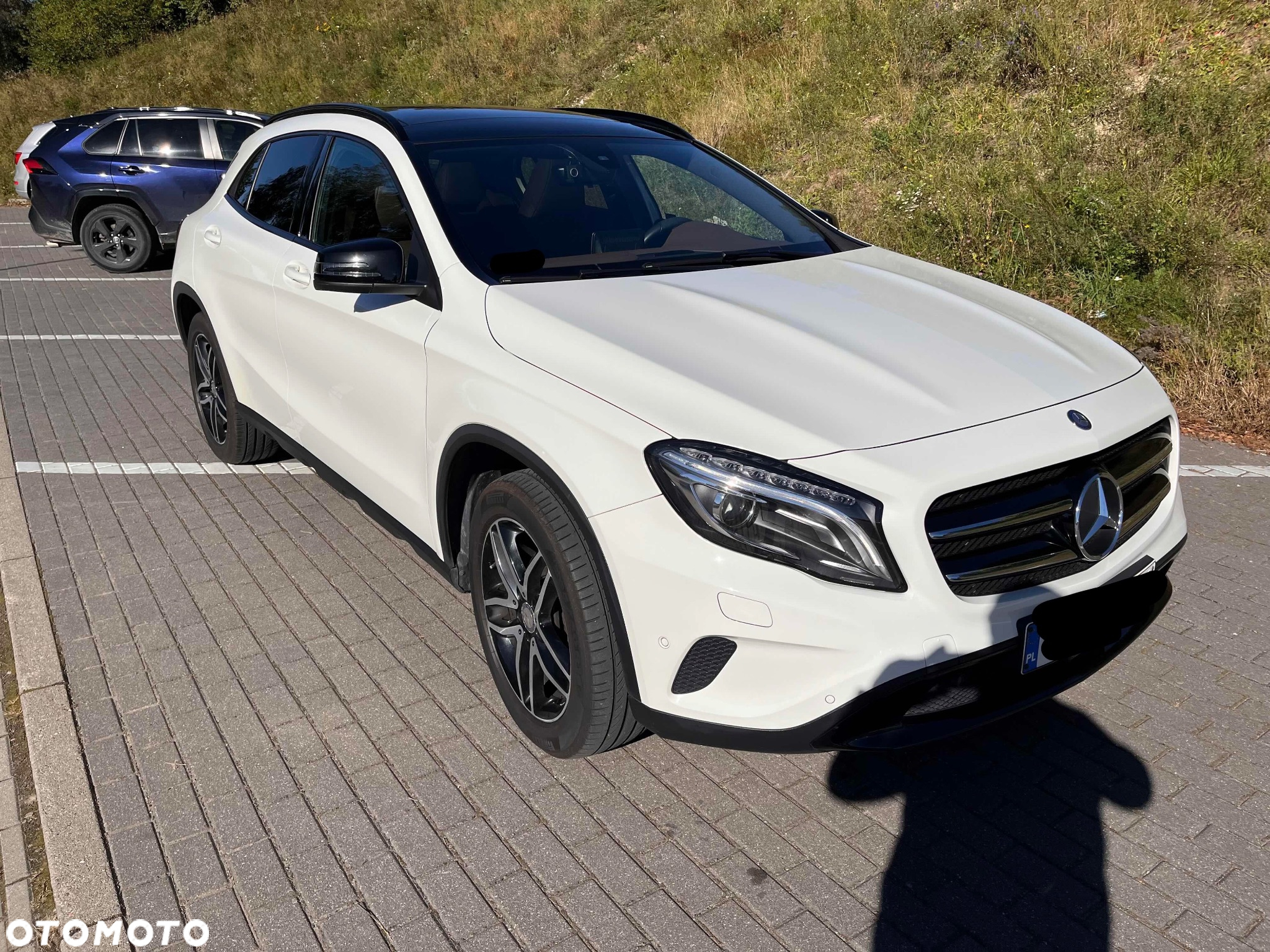 Mercedes-Benz GLA - 2