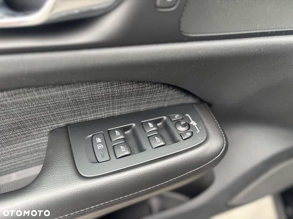 Volvo V60 B3 B Geartronic Momentum Pro - 33