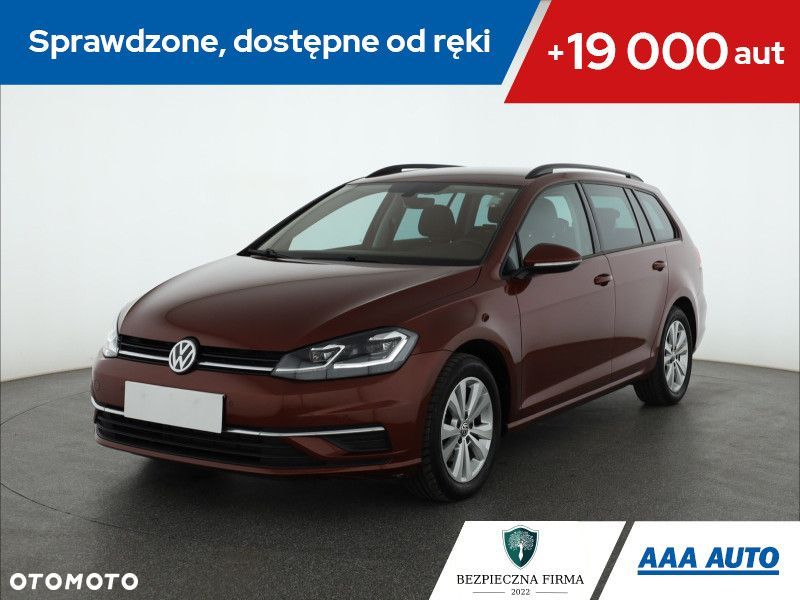 Volkswagen Golf - 1