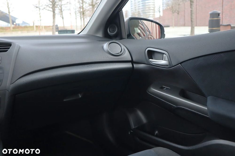 Honda Civic 1.8 Executive - 27