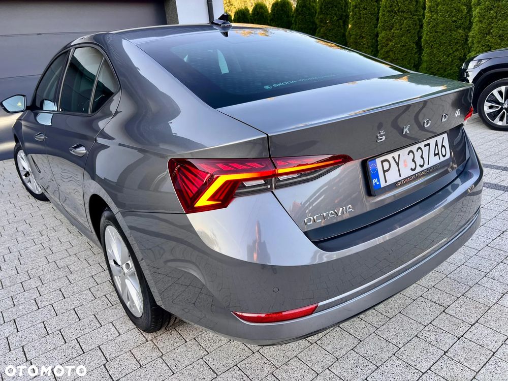 Skoda Octavia 2.0 TDI Ambition - 12