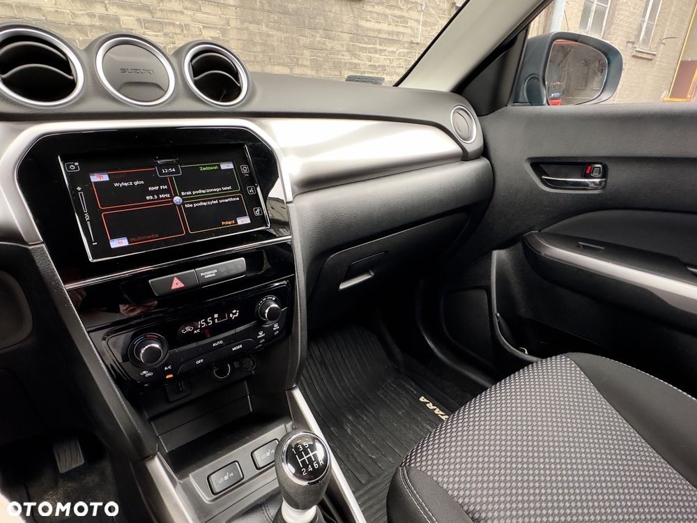 Suzuki Vitara 1.4 Boosterjet SHVS Premium 2WD - 28
