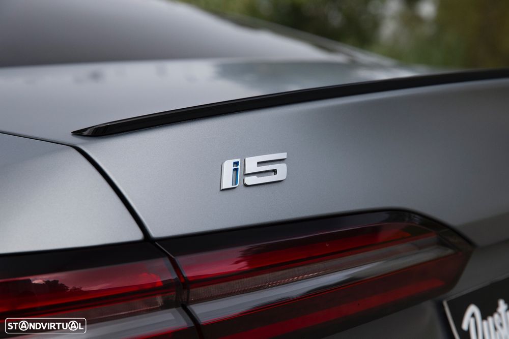 BMW i5 M60 xDrive Pack Desportivo M Pro - 17