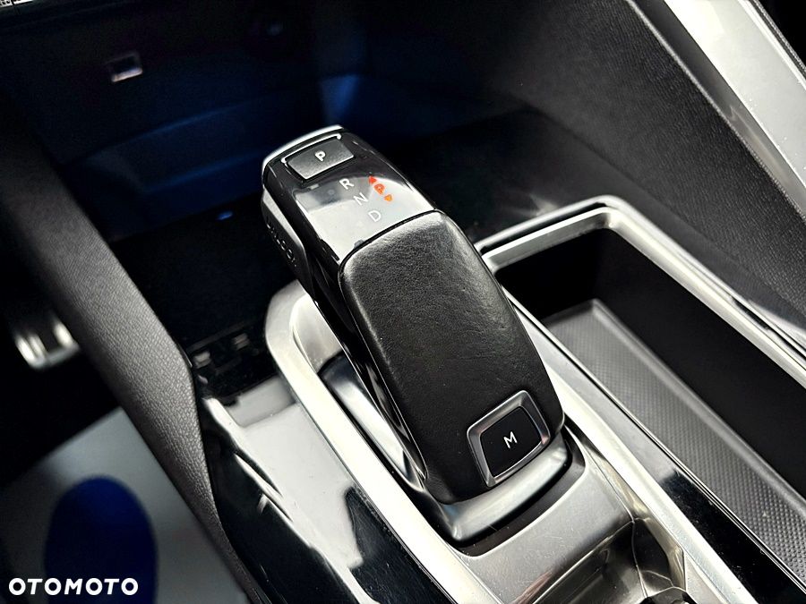 Peugeot 3008 1.6 PureTech GPF GT Line S&S EAT8 - 28