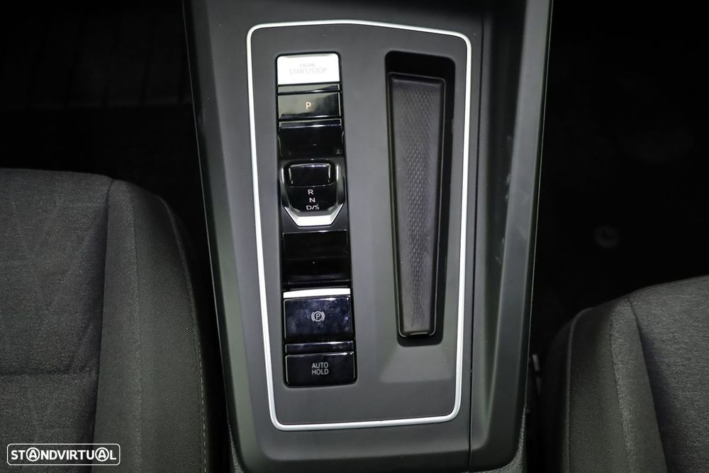 VW Golf 1.5 TSI e-Hybrid Life DSG - 14