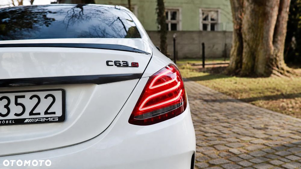 Mercedes-Benz Klasa C AMG 63 S - 9