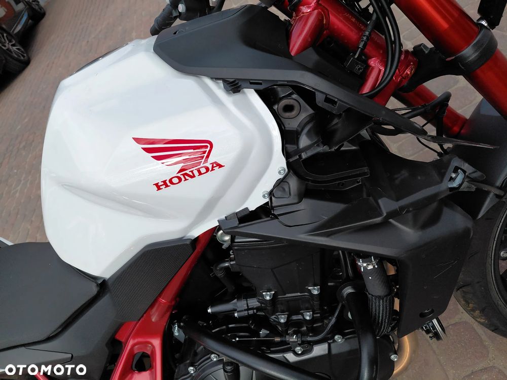 Honda Hornet - 14