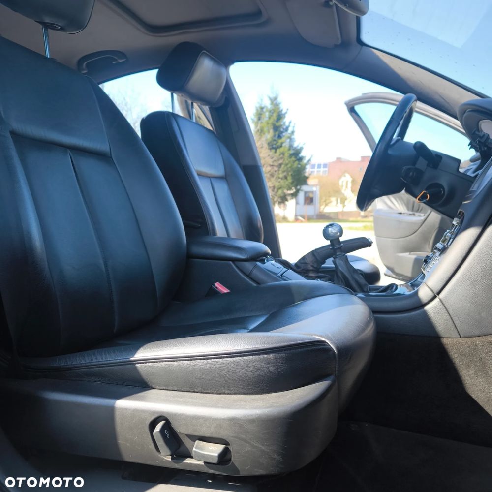 Peugeot 607 2.0 HDi Premium - 12