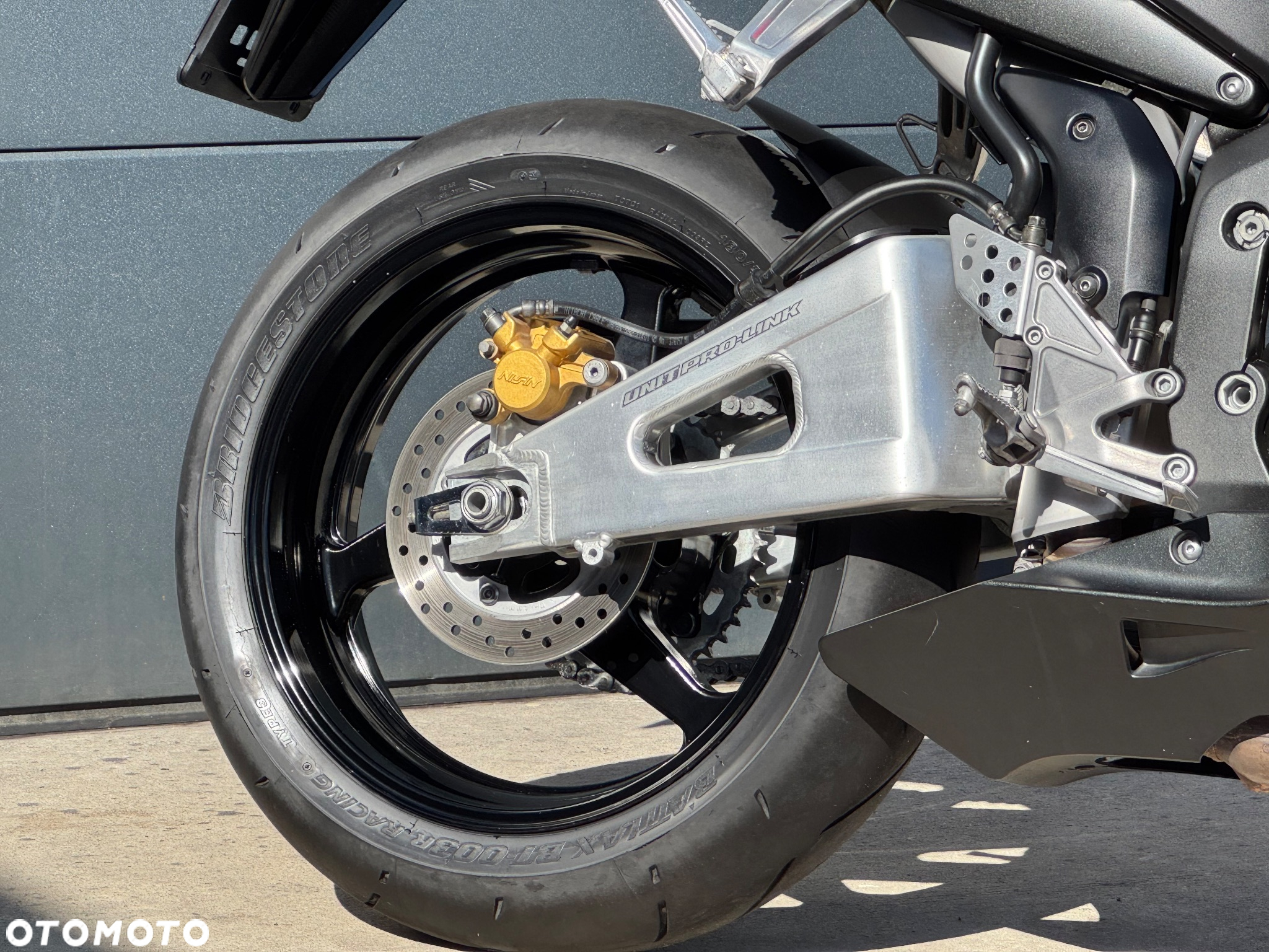 Honda CBR - 33