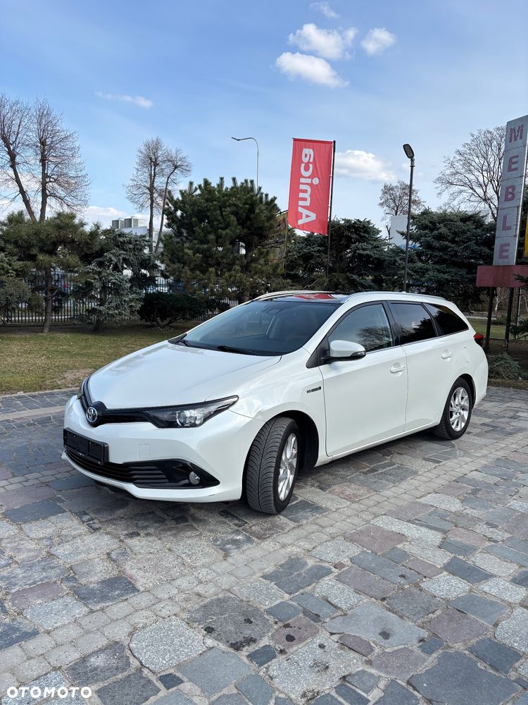 Toyota Auris - 2