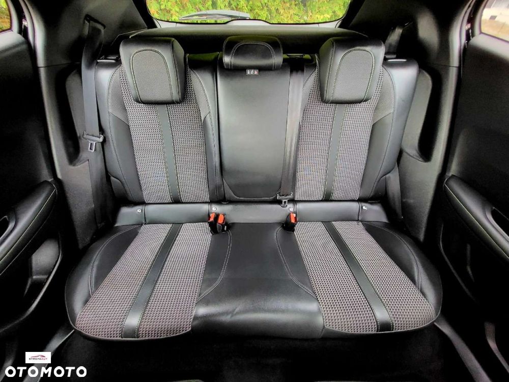 Peugeot 2008 - 24