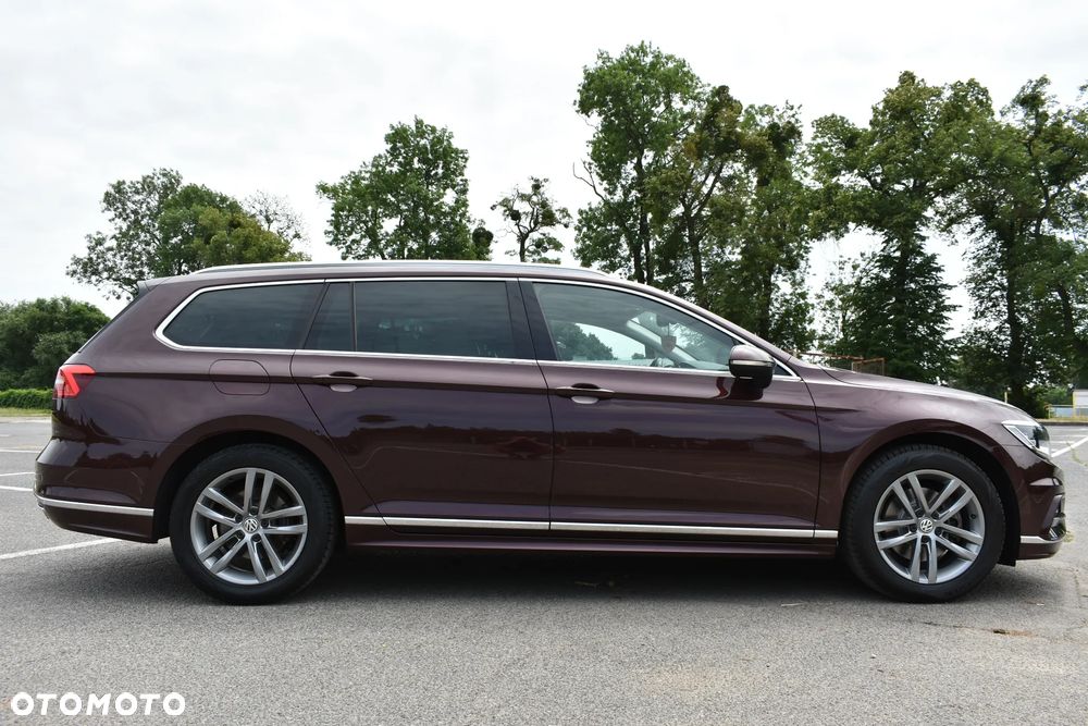 Volkswagen Passat Variant 2.0 TDI (BlueMotion Technology) Highline - 12