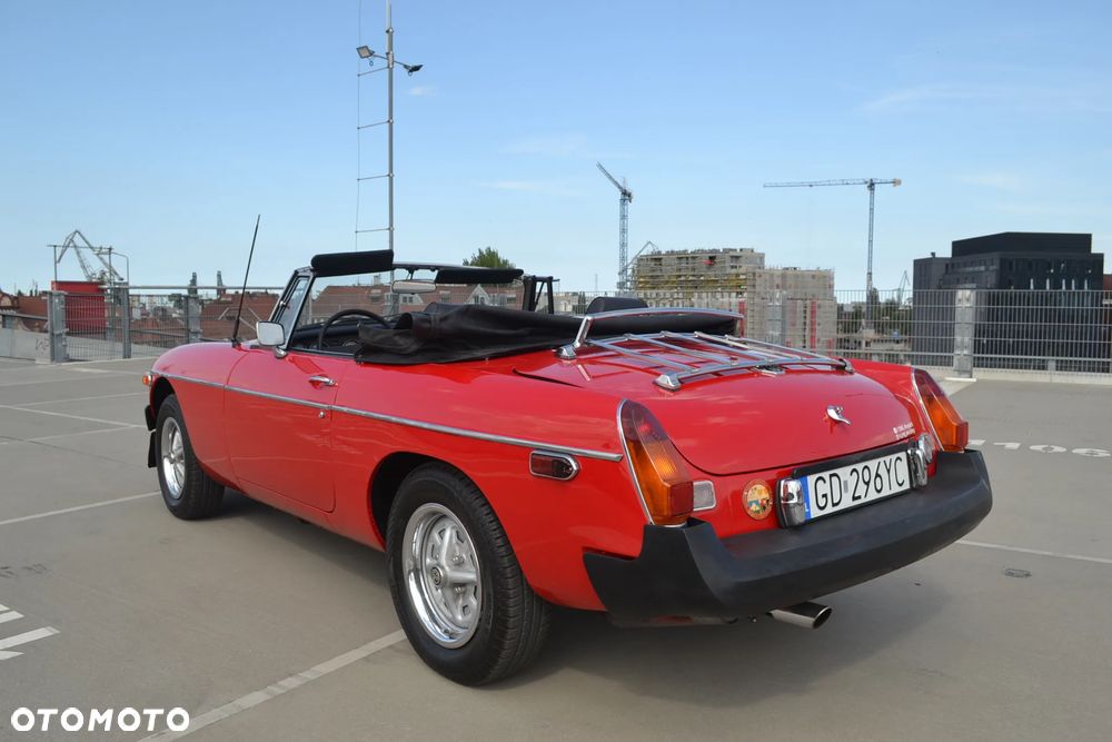 MG MGB - 20
