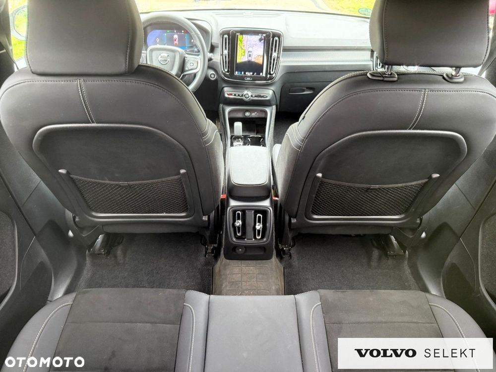 Volvo XC 40 - 21