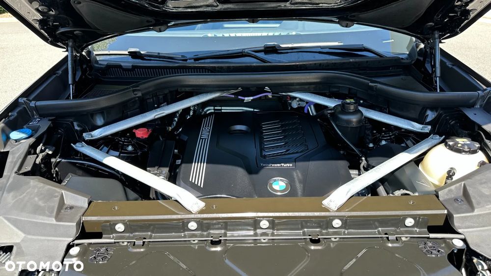 BMW X6 xDrive40i xLine - 33