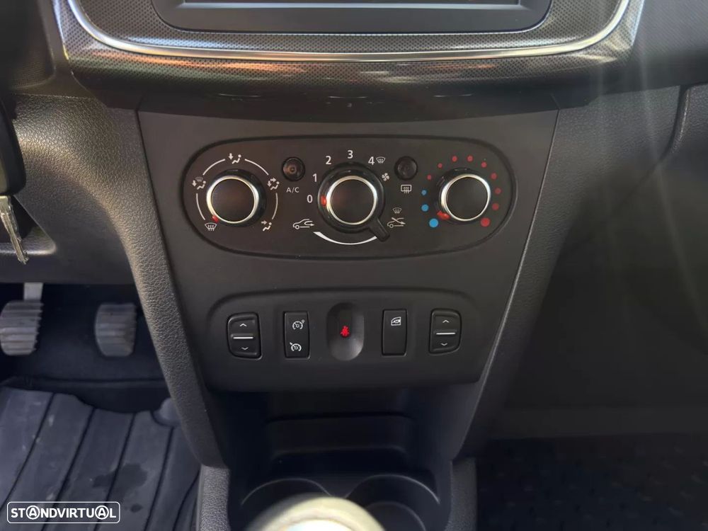 Dacia Sandero 0.9 TCe Stepway - 18