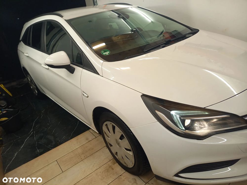 Opel Astra - 2