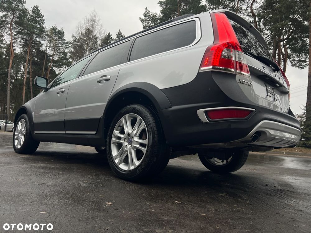 Volvo XC 70 - 8