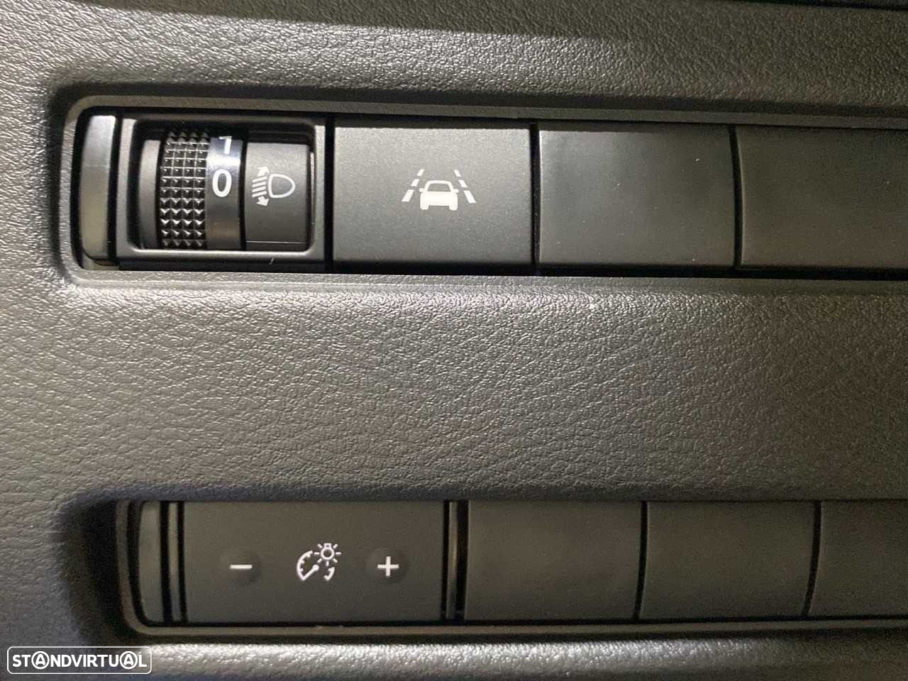 Nissan Qashqai 1.5 e-Power N-Connecta - 17