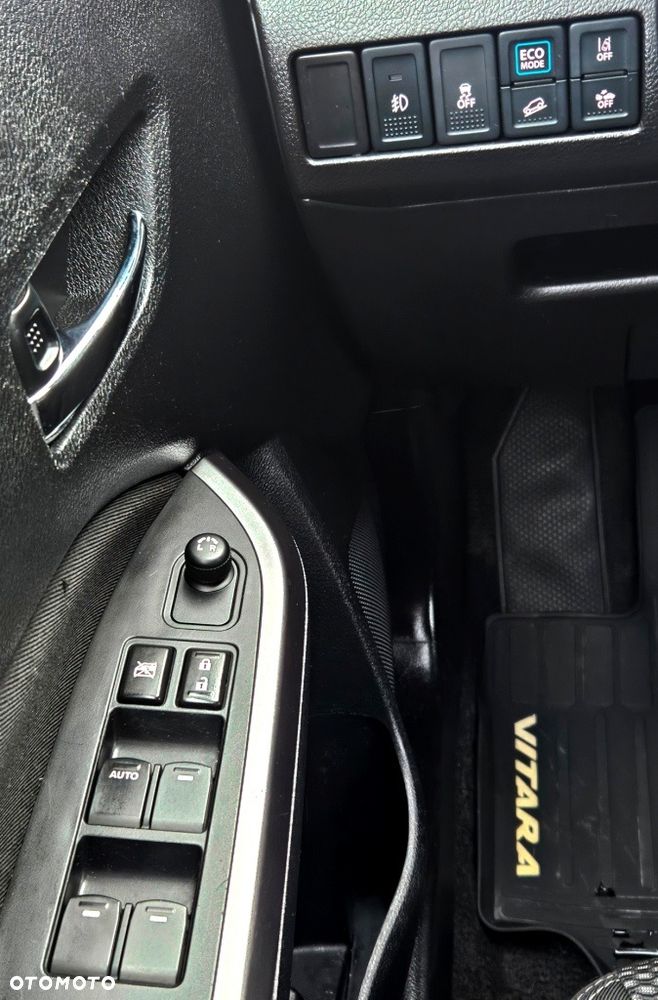 Suzuki Vitara 1.5 Dualjet Hybrid Allgrip AGS Comfort+ - 21