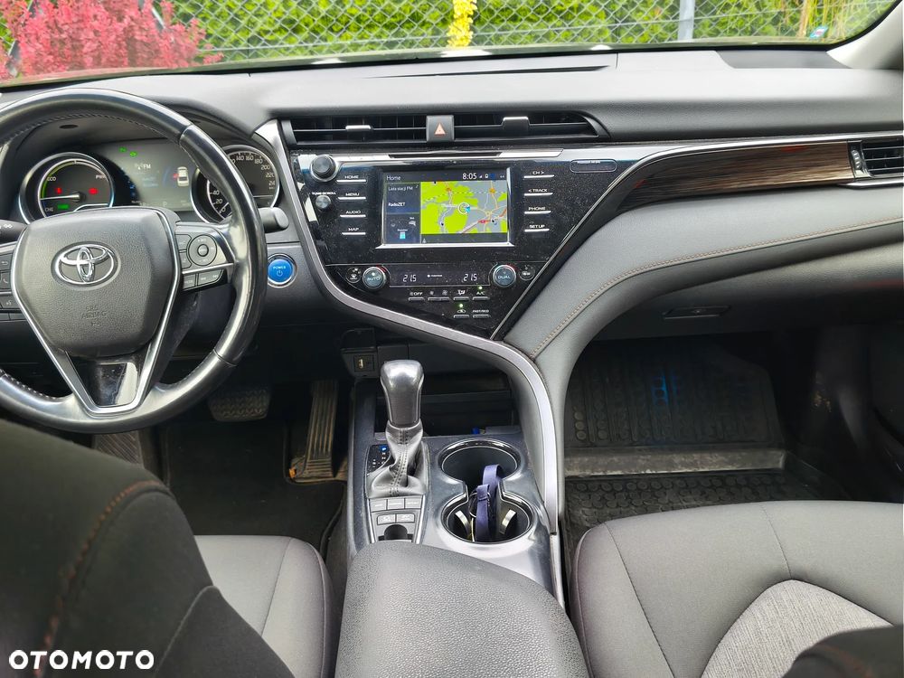Toyota Camry 2.5 Hybrid Comfort CVT - 16