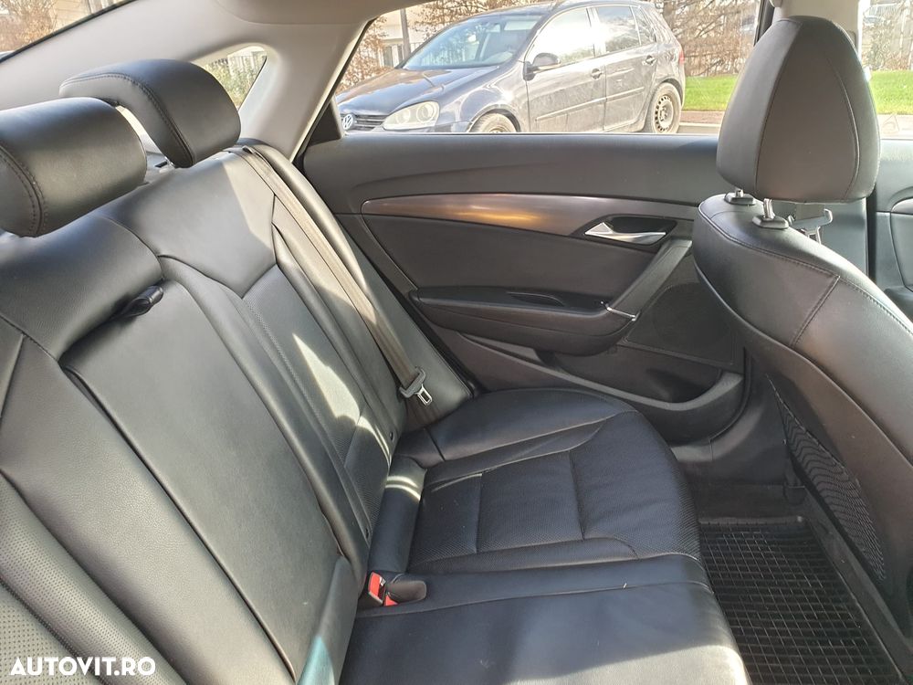 Hyundai i40 1.6 CRDI 7DCT Supreme Pack+ - 6