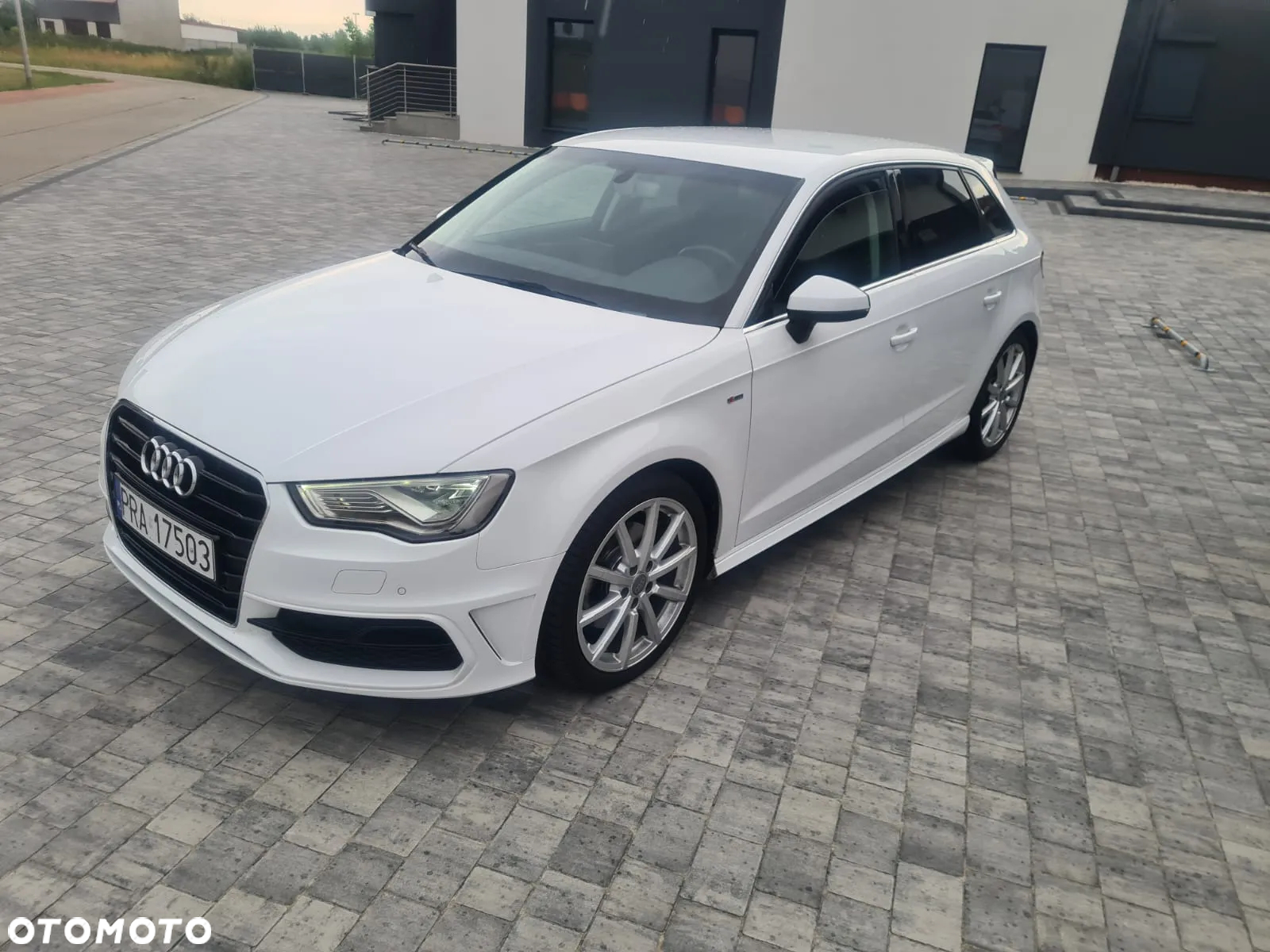Audi A3 1.8 TFSI Sportback Ambition - 4