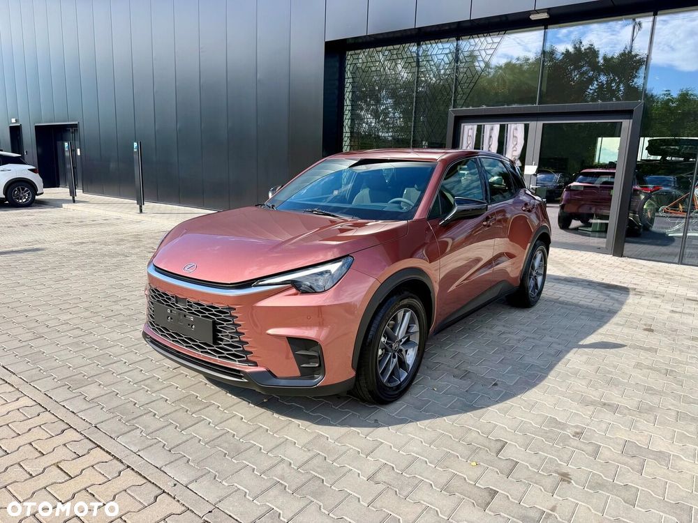 Lexus LBX 1.5 Hybrid - 3