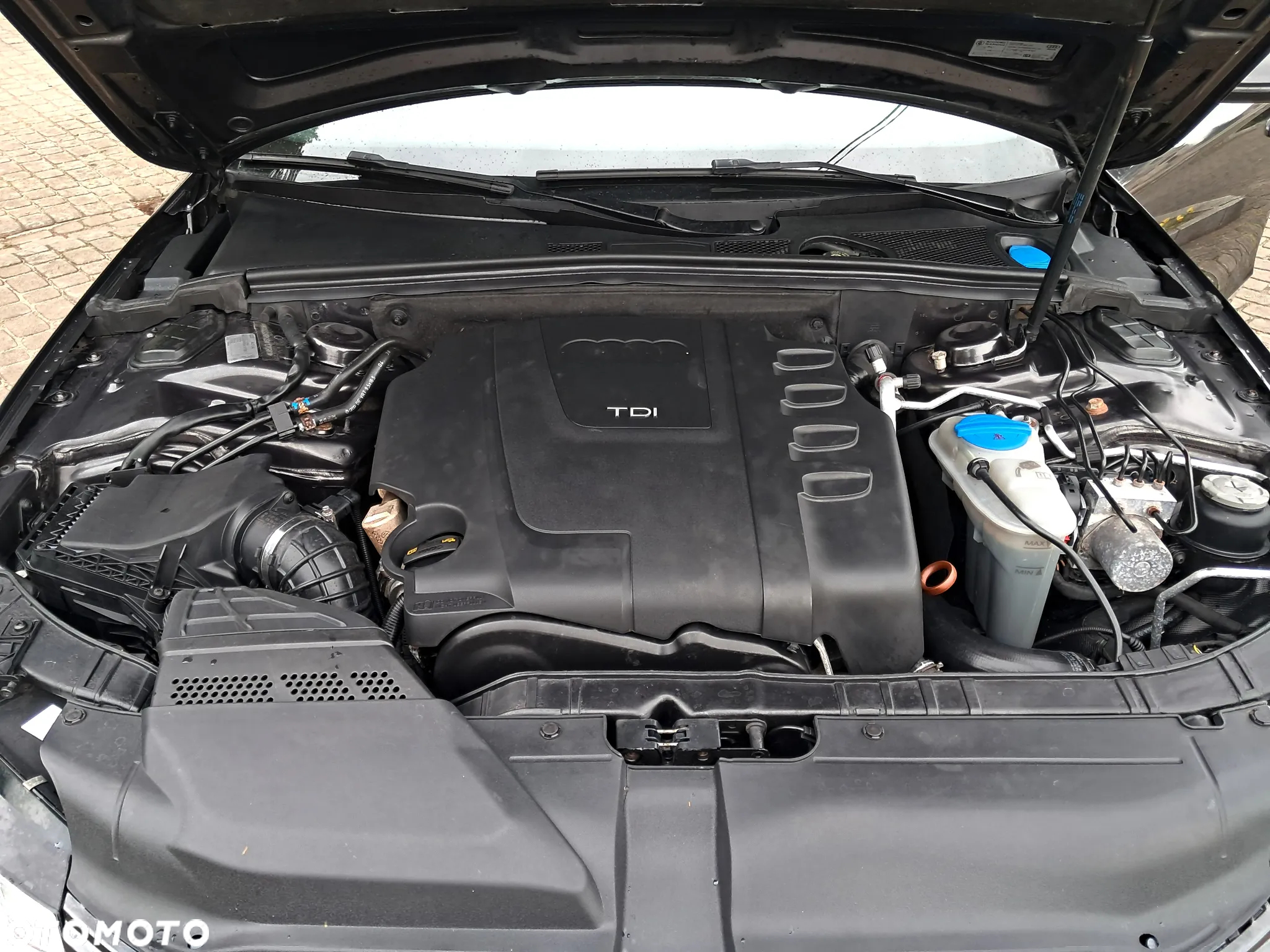 Audi A4 Avant 2.0 TDI DPF Ambiente - 16