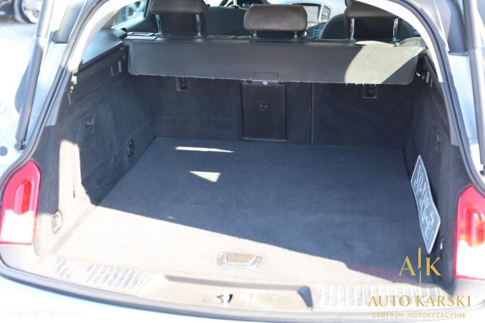 Opel Insignia - 38
