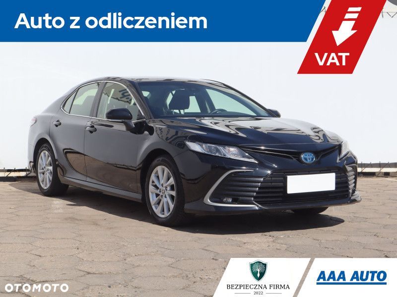 Toyota Camry - 2