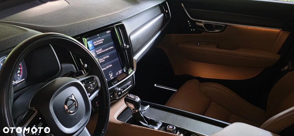 Volvo V90 T6 AWD Inscription - 16