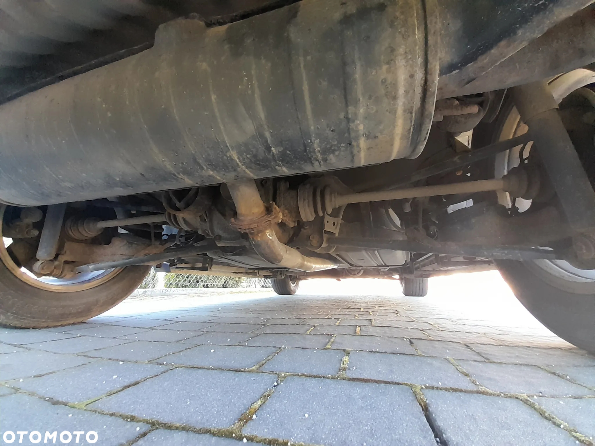 Toyota RAV4 2.0 D-4D 4x4 - 23