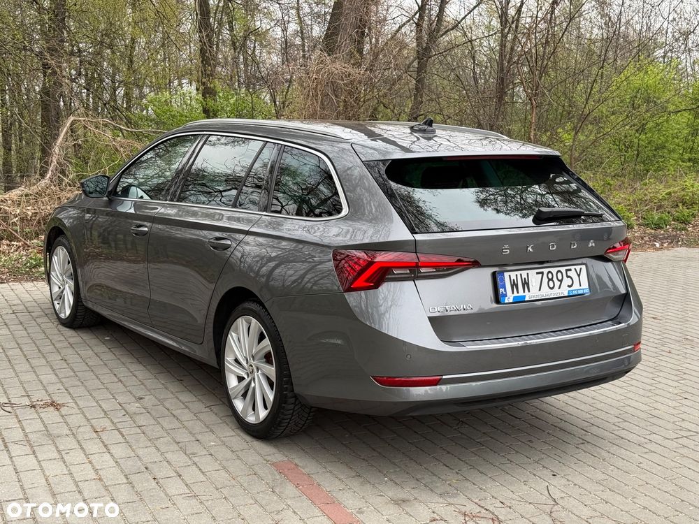 Skoda Octavia 2.0 TDI Style DSG - 3