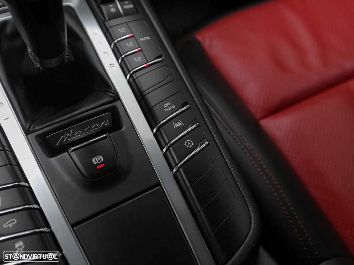 Porsche Macan S - 26