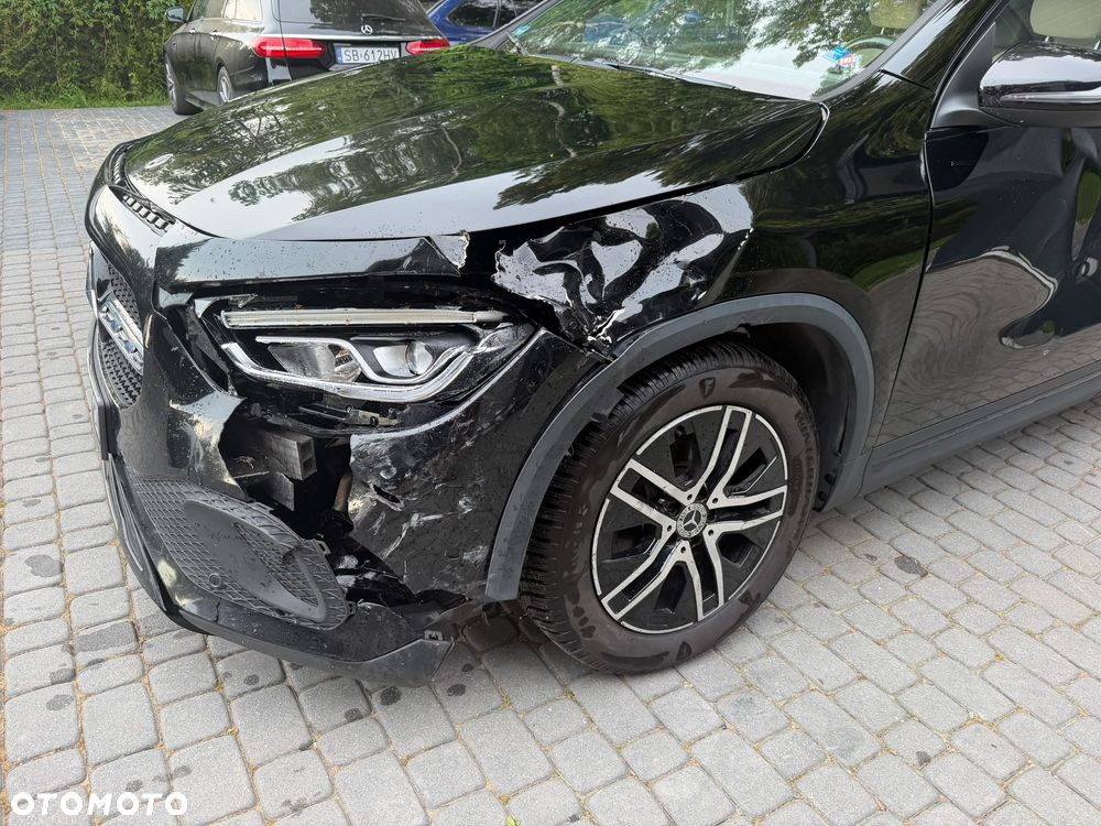 Mercedes-Benz GLA 200 d - 17