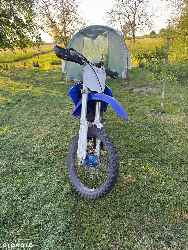 Yamaha YZF - 2