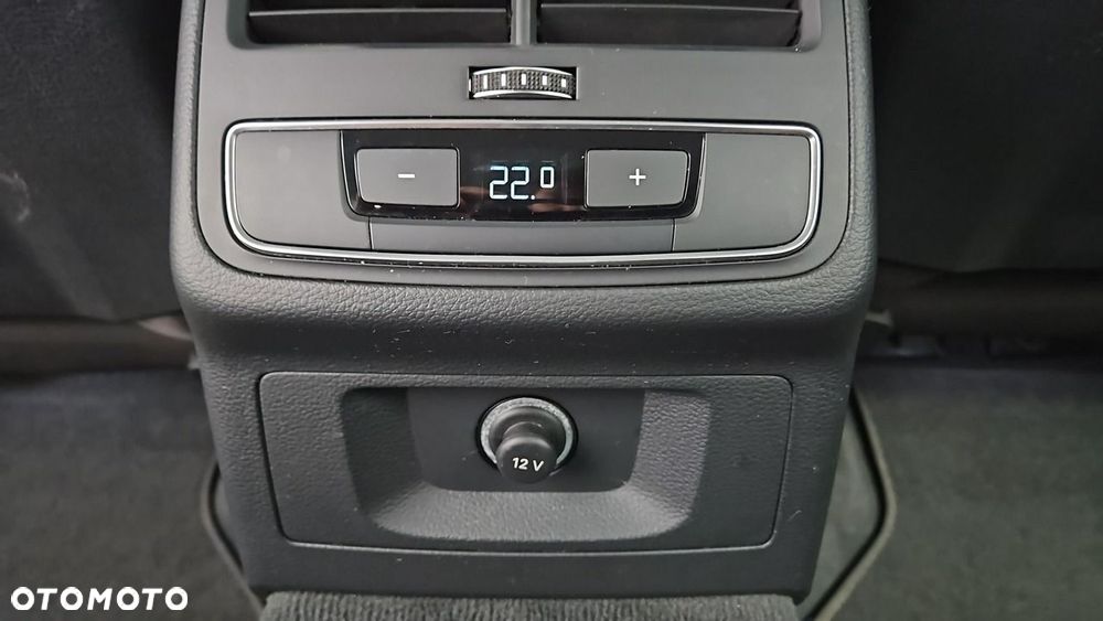 Audi A4 Limousine - 23