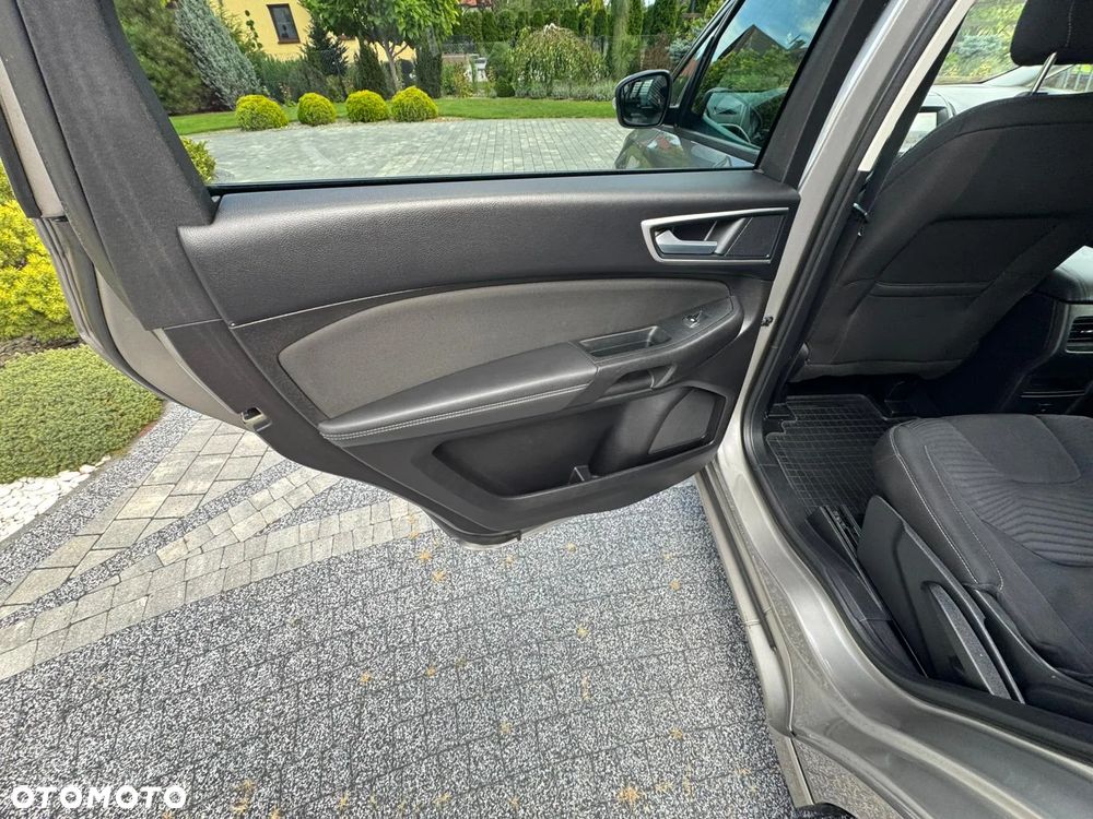 Ford S-Max 2.0 TDCi Titanium - 26