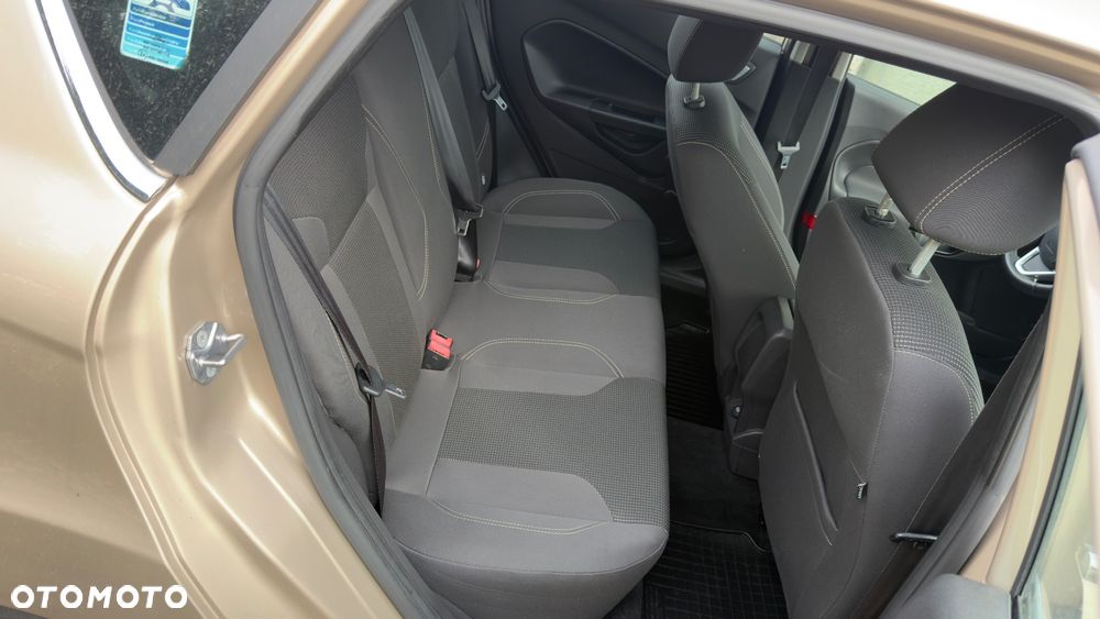 Ford Fiesta 1.0 EcoBoost Titanium - 11