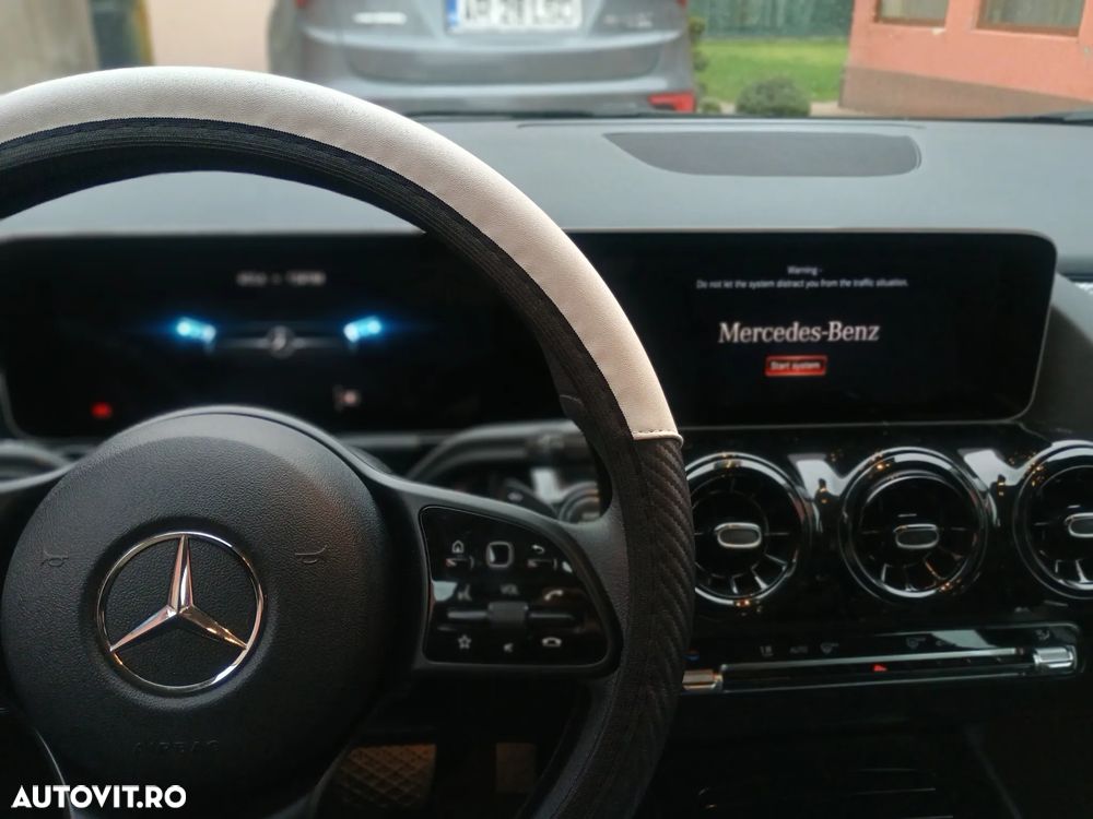 Mercedes-Benz B - 13