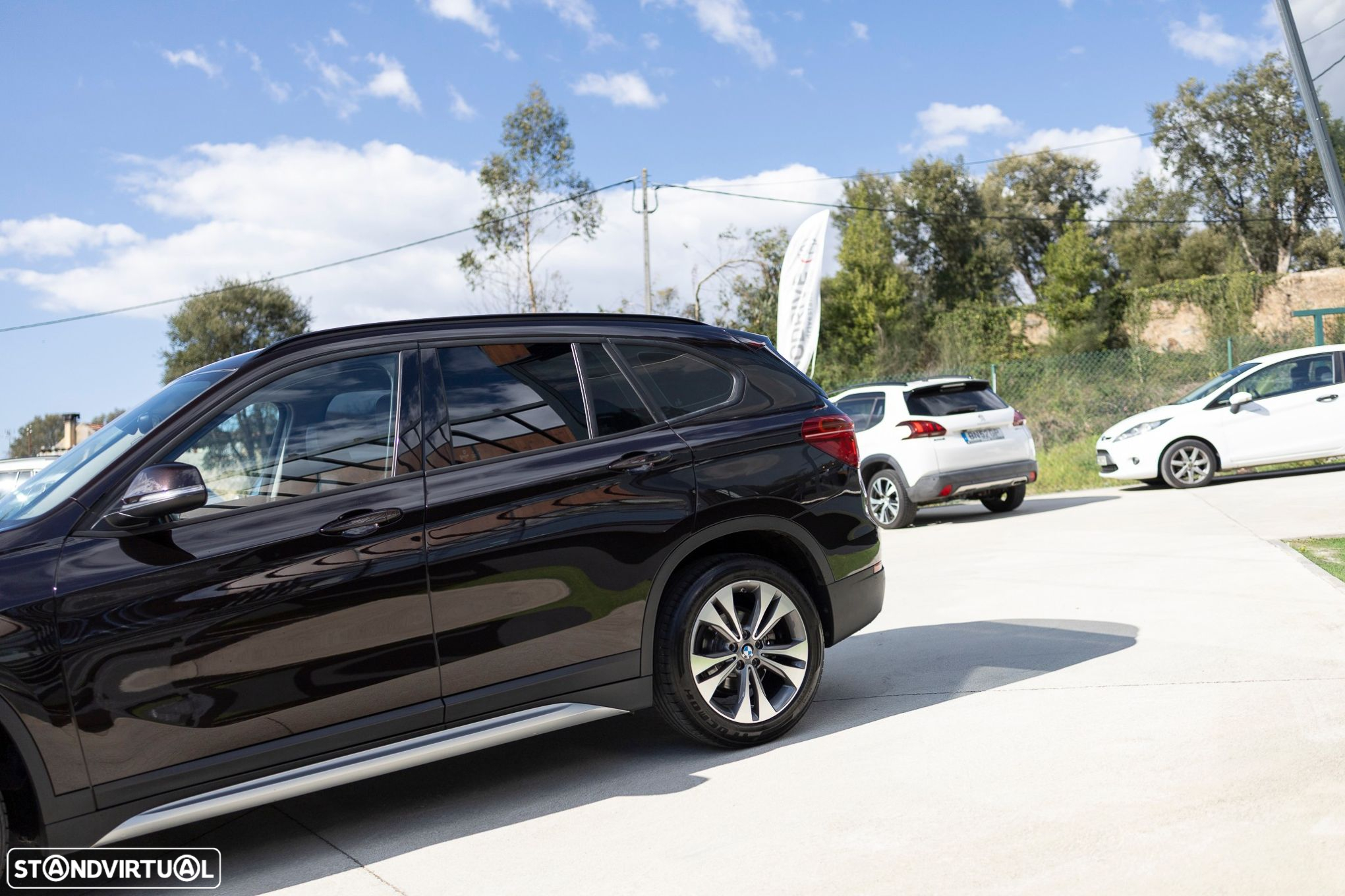 BMW X1 16 d sDrive Line xLine - 12